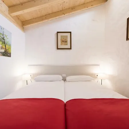 Holiday home Vivelorural El Refugio De Arucas, Pool & Terrace