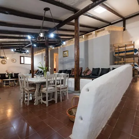Casa El Refugio De *