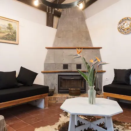 Vivelorural El Refugio De Arucas, Pool & Terrace Holiday home